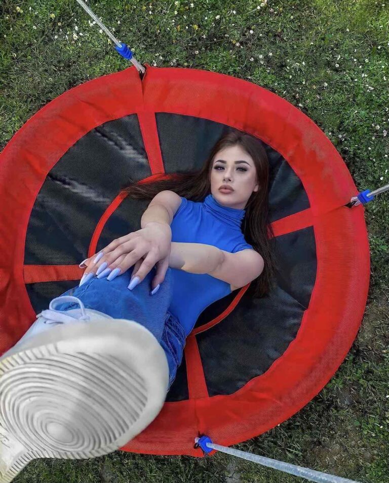 Tijana Simić - Tixyca