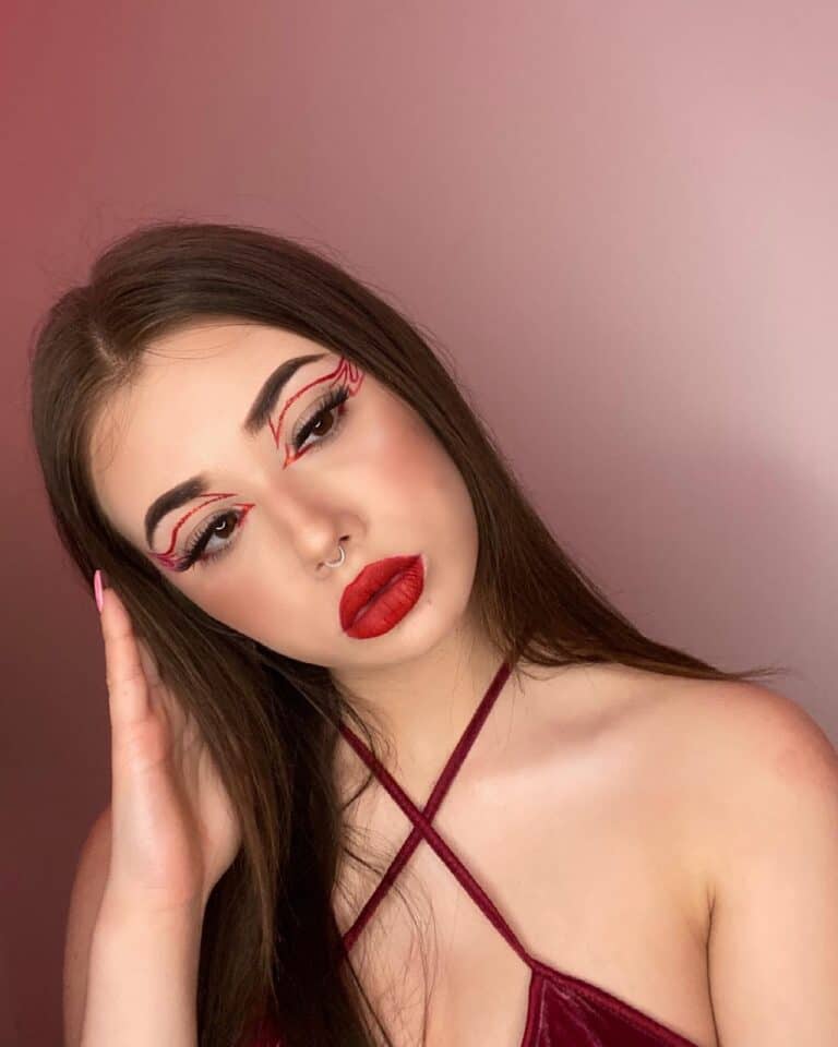 Tijana Simić - Tixyca