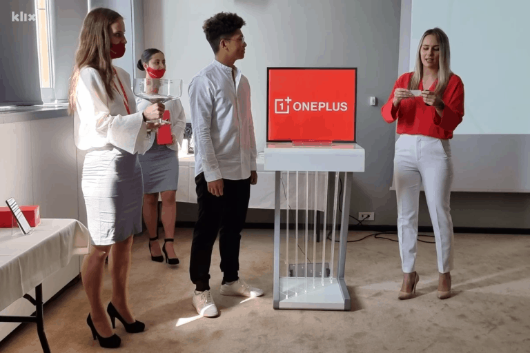 Kinešće & OnePlus